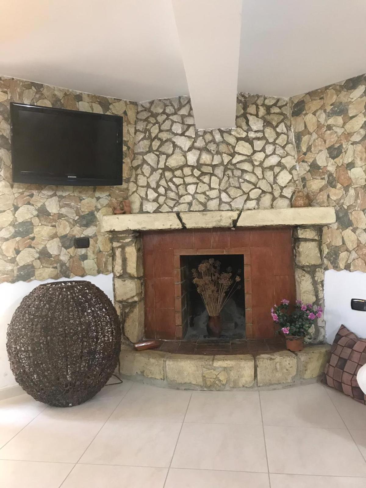 Il Terrazzo Sul Basento Apartment Grottole Exterior photo